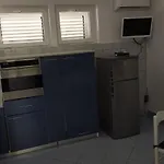 Ivo Apartment *