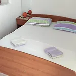 Ivo * Μακάρσκα