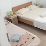 Ivo * Μακάρσκα