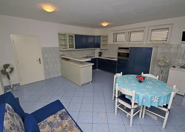 Ivo Apartament *